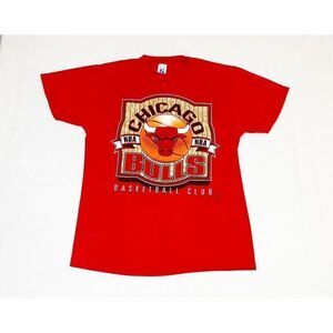 Vintage 90s Chicago Bulls NBA T-Shirt Red Medium Logo 7 Basketball Club